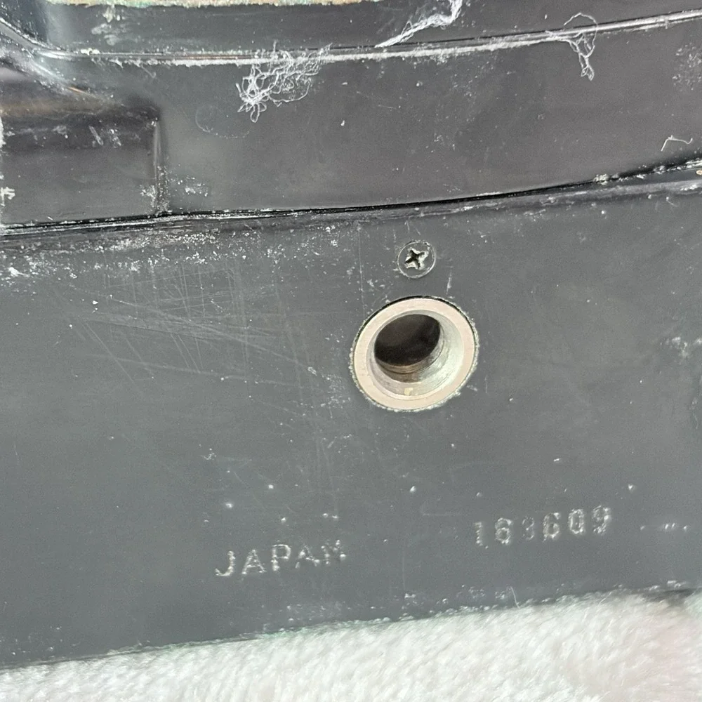 Yashica FR1‎ 35mm SLR Film Camera Body C/Y Mount Untested Japan Vintage